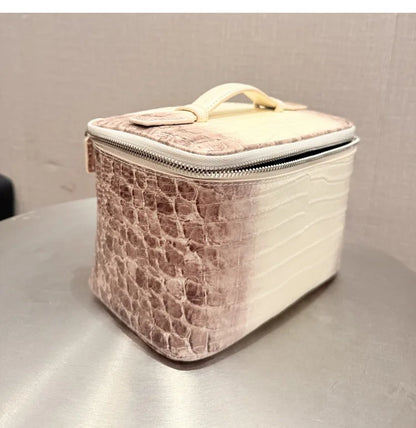 First layer cowhide crocodile pattern Makeup Bag Large Capacity Women Travel Toiletry Carry Case Classic Organizr Cosmetic pouch