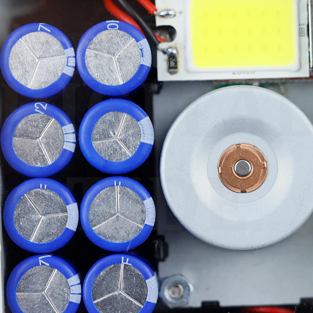 8-capacitor Hand Generator USB Charging Camping Equipment Outdoor Emergency Tool Cranked for 2 Minutes, can Lgnite 40-50 Times