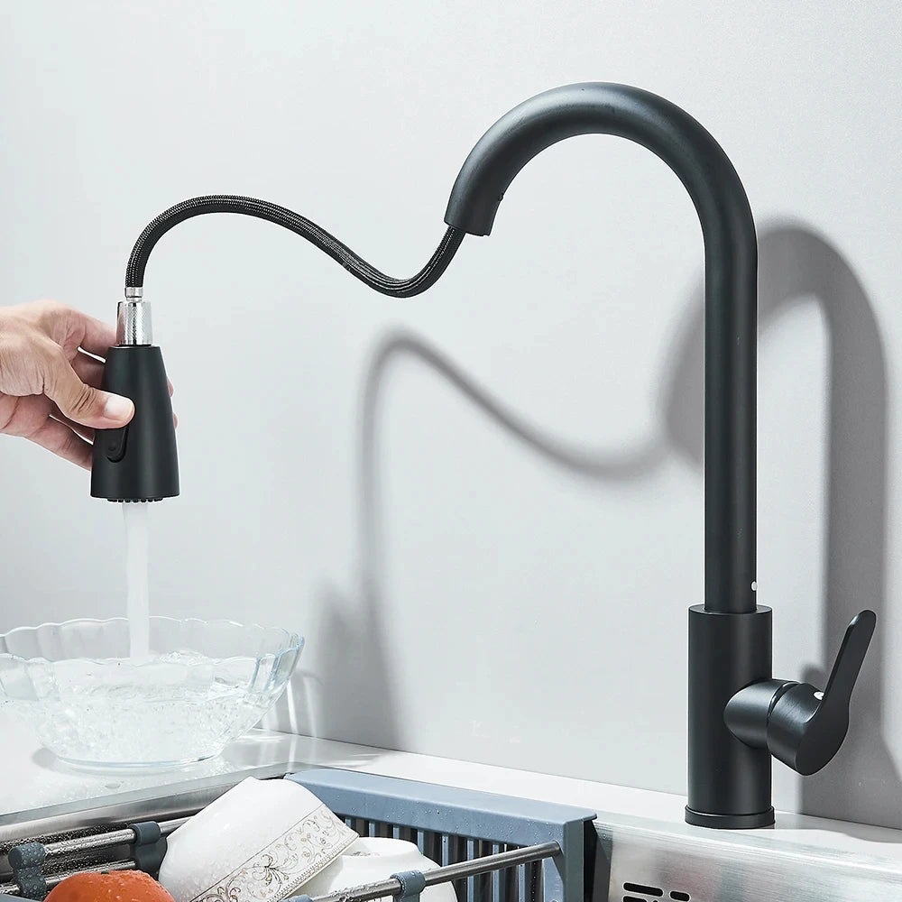 Silver/black stainless steel pull-out hot and cold water sink/washbasin faucet, suitable for kitchens, with splash-proof design.